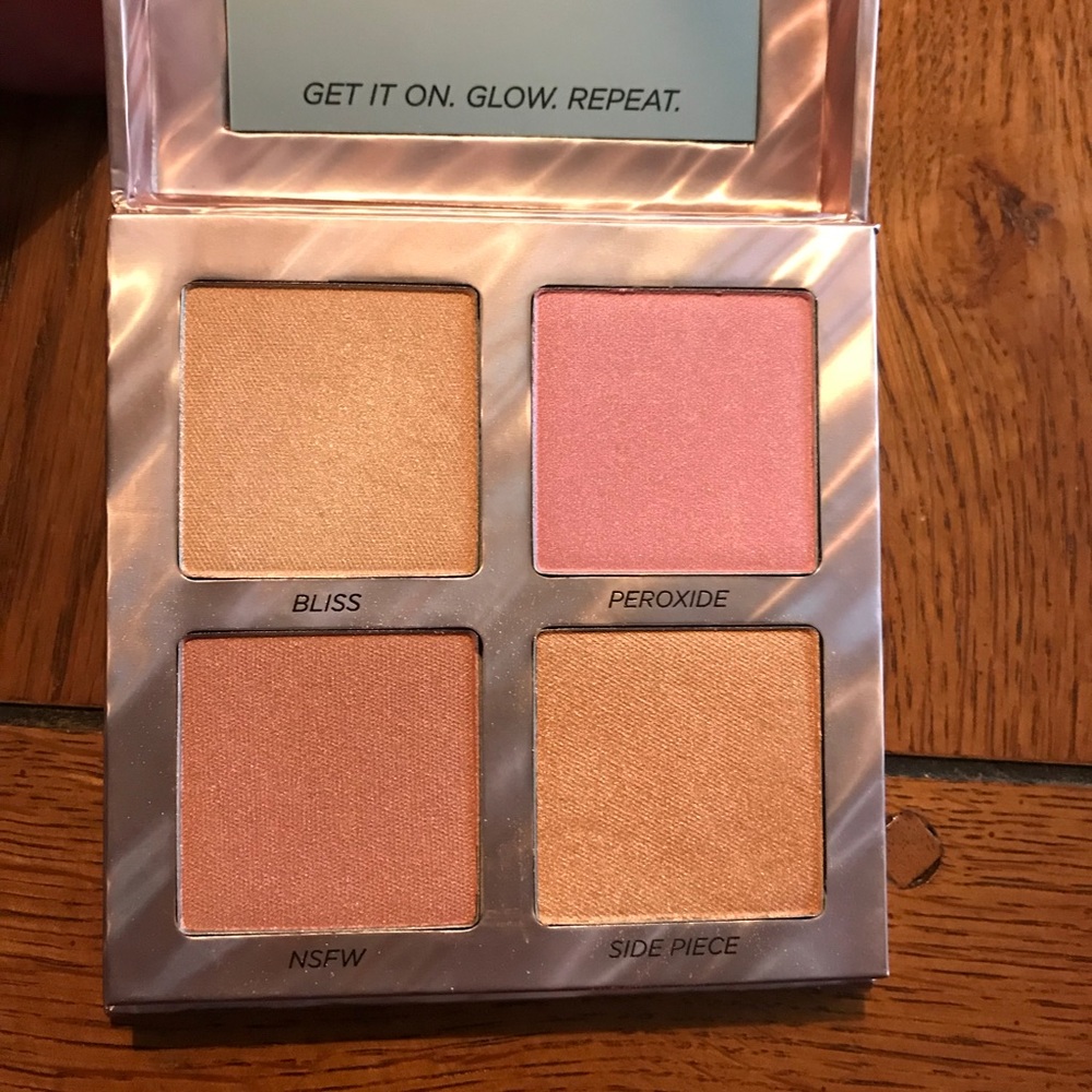 SOLD- Urban Decay Afterglow
